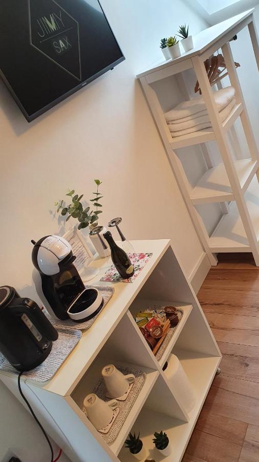 Pasta Factory Guest Rooms Голуей Екстериор снимка