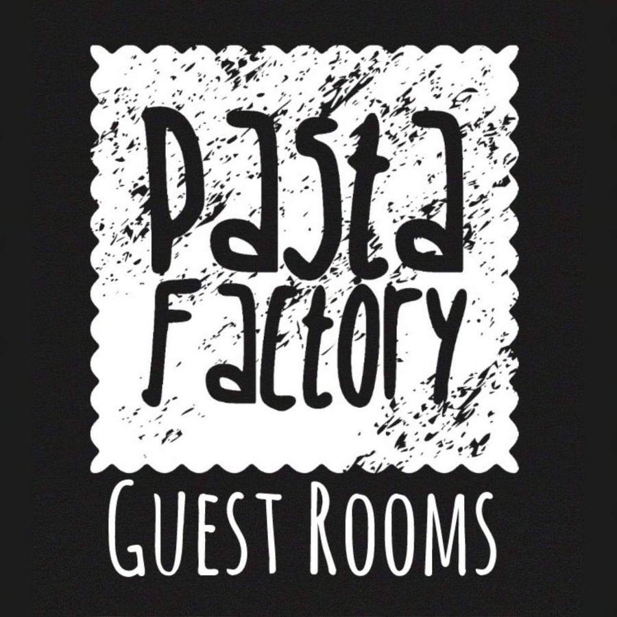 Pasta Factory Guest Rooms Голуей Екстериор снимка